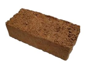 Brique de construction en terre cuite pour bâtiment et génie civil, robustesse et durabilité assumées.